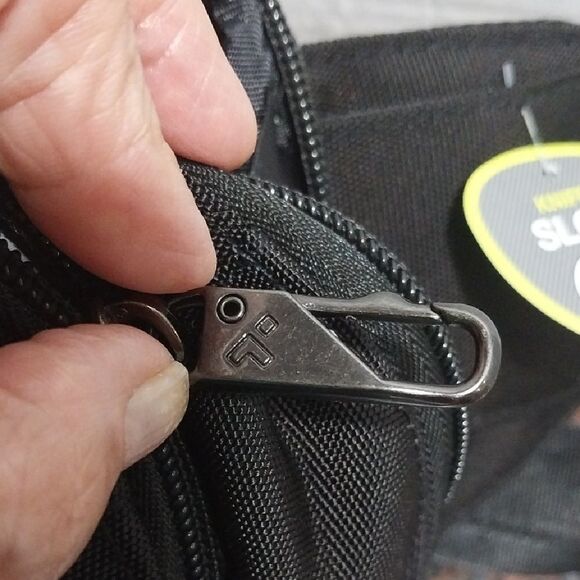 NEW Unisex Travelon Black Concealed Carry  Belt Bag with Durable Design. I - Picture 10 of 11